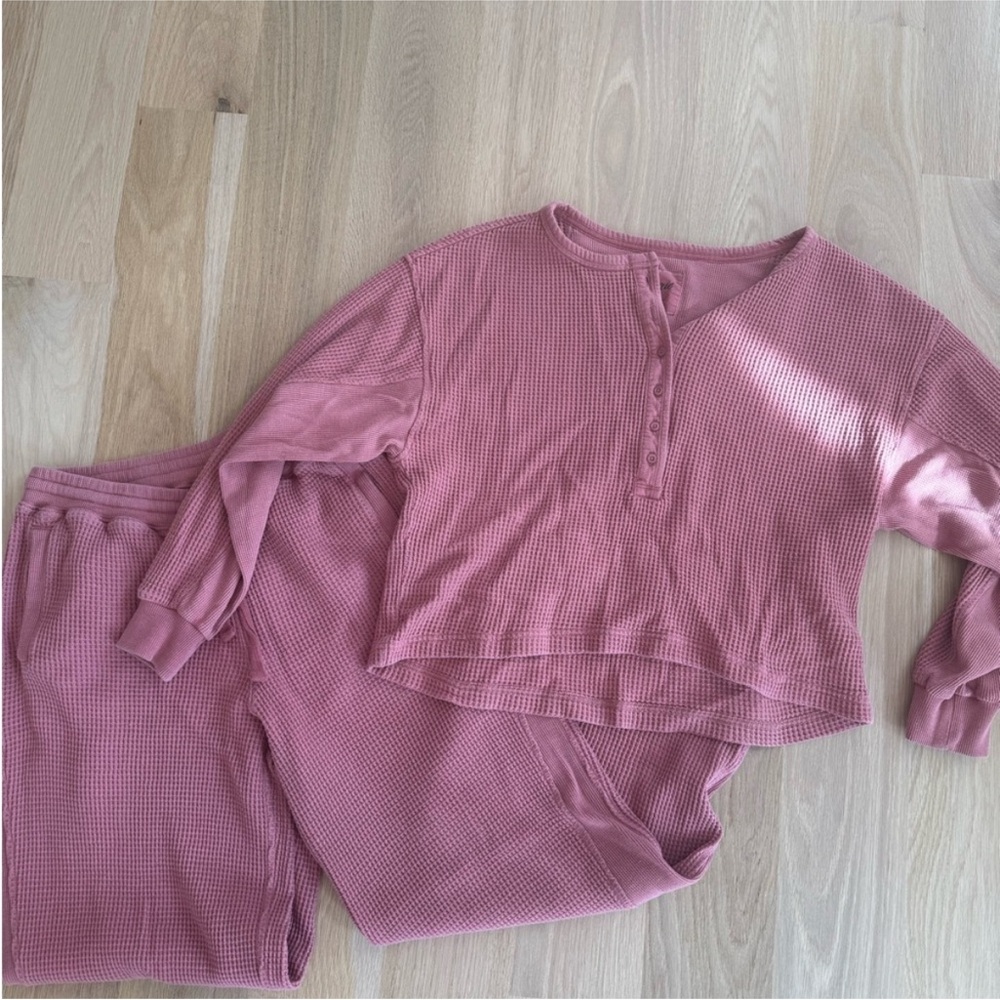 Aerie pink knit lounge set